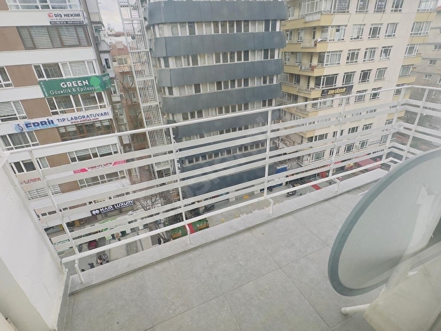 MEŞRUTİYET CADDESİ ÜZERİ SATILIK ASANSÖRLÜ FULL YAPILI 3+1 OFİS - Görsel 29
