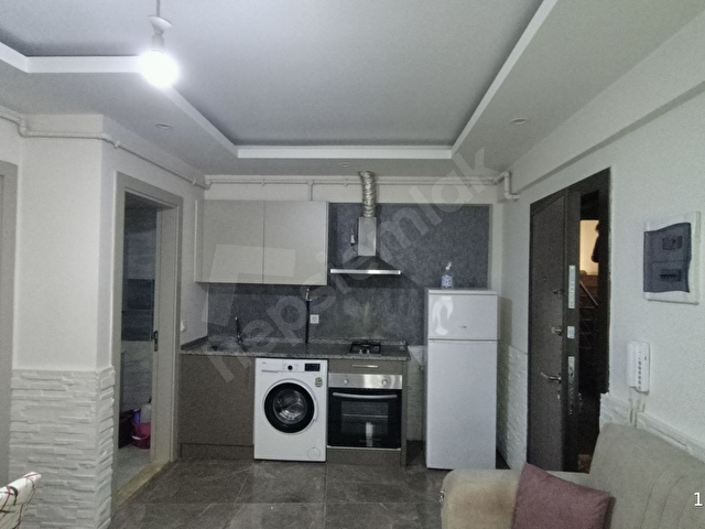 *DENİZLİ LİSESİ KARŞISINDA *1+1*40M2*KİRALIK EŞYALI APART*