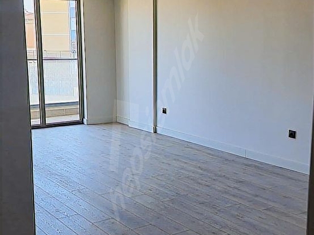 SARAYCIK BORDO PRESTİJ DE 3,5+1 LÜKS PRESTİJLİ DAİRE