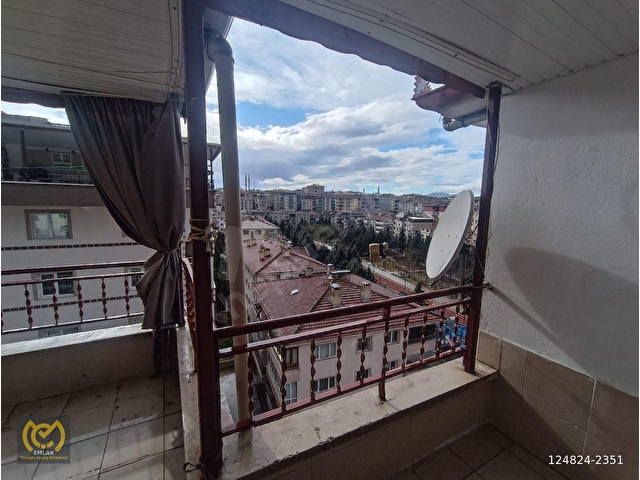 MÇ EMLAKTAN MALAZGİRT MAH. SATILIK 5+1 YAPILI DAİRE - Görsel 5