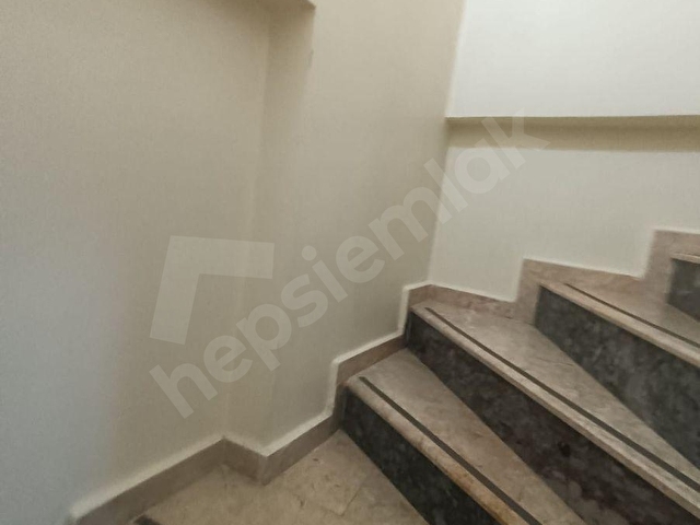 MÇ EMLAKTAN MALAZGİRT MAH. SATILIK 5+1 YAPILI DAİRE - Görsel 17