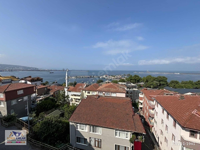 SAHİLDE DENİZ DOĞA VE ŞEHİR MANZARALI 80m² EŞYALI KİRALIK 1+1 - Görsel 14