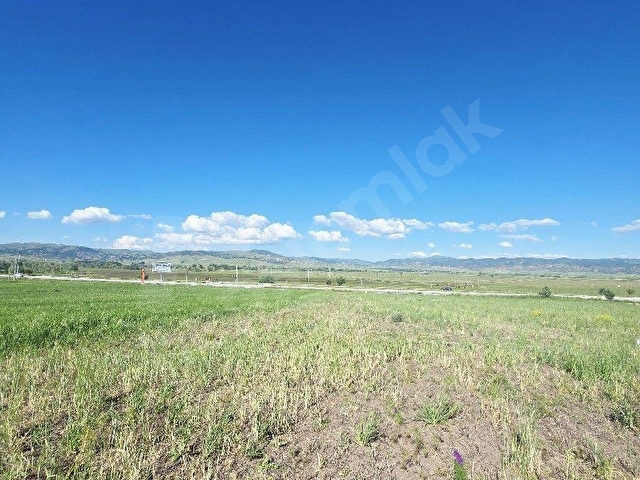Tokat Çamlıbelde satılık imarlı arsa - Görsel 2