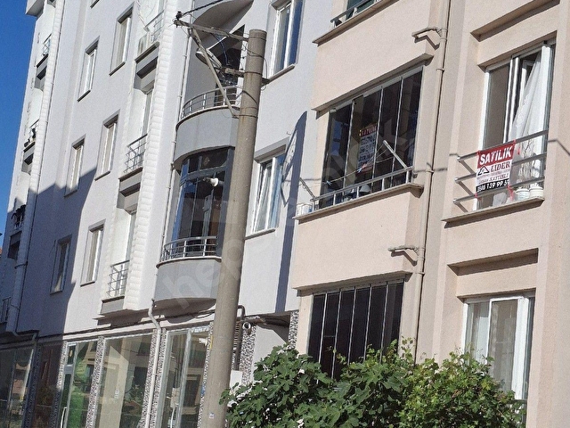 T.DAĞMURATLI FATİH MAH.DE MERKEZİ KONUMDA HERYERE 5 DK.YÜRÜME MESAFESİNDE AVANTAJLI2+1 SATILIK DAİRE - Görsel 2