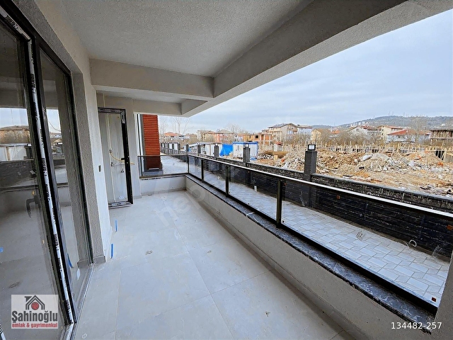ŞAHİNOĞLU EMLAKDAN TUNA MERCAN SİTESİNDE SATILIK 2+1 DAİRE - Görsel 2