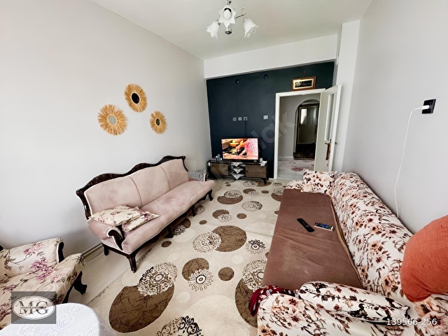 MİMSİN ŞİRİNTEPE MAH SATILIK 3+1 175m2 İÇİ YAPILI FIRSAT DAİRE - Görsel 3