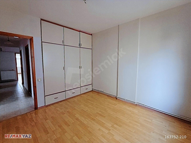 RE/MAX YAZDAN PAŞAALANI MAH. 3+1 SATILIK DAIRE - Görsel 15