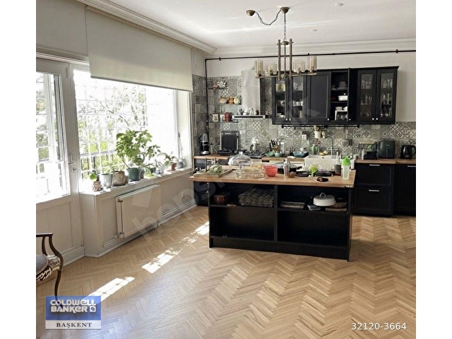 TUNALIDA KAT EKSİKLİ BİNADA 1/4 HİSSELİ 225 M2 BAHÇE KATI DAİRE