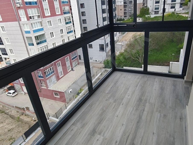 YERDEN ISITMALI KAPALI BALKONLU SIFIR 1+1 KİRALIK DAİRE çınar emlaktan - Görsel 9
