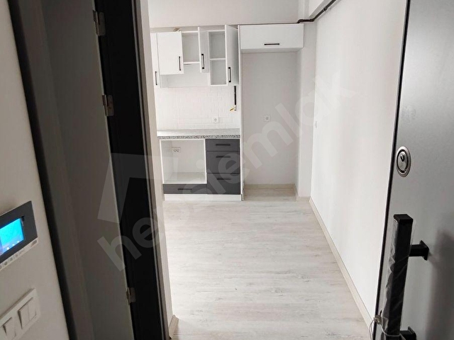 YERDEN ISITMALI KAPALI BALKONLU SIFIR 1+1 KİRALIK DAİRE çınar emlaktan - Görsel 14
