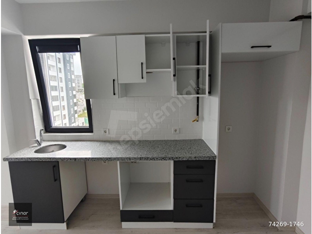 YERDEN ISITMALI KAPALI BALKONLU SIFIR 1+1 KİRALIK DAİRE çınar emlaktan - Görsel 17