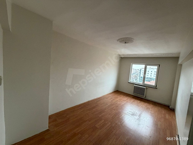 KOLÇAN EMLAKTAN MENDERES CADDESİNDE KİRALIK 2+1 DAİRE - Görsel 6