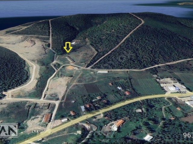 BALIKESİR ERDEK OCAKLARDA YOL YAKINI, ÜZERİNDEKİ 800 M2 YAPI İLE SATILIK TARLA - Görsel 8