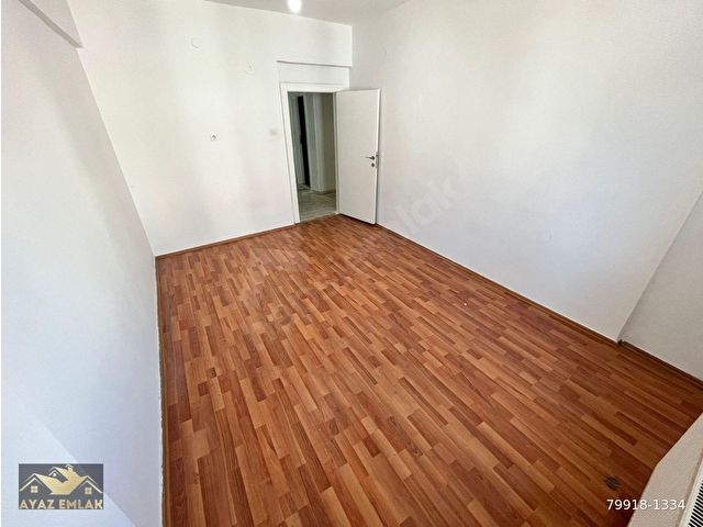 AYAZ EMLAKTAN MALAZGİRT MAHDE 12.CADDE ÜZERİ 3+1 ARA KAT SATILIK DAİRE - Görsel 7