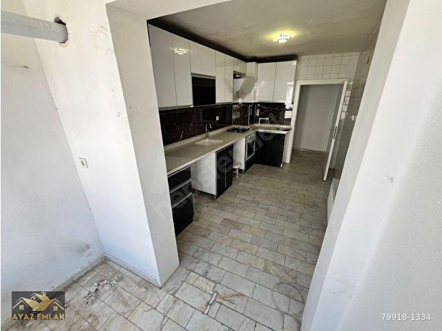 AYAZ EMLAKTAN MALAZGİRT MAHDE 12.CADDE ÜZERİ 3+1 ARA KAT SATILIK DAİRE - Görsel 12