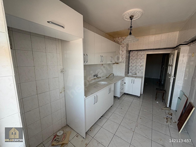 EMLAKCENTERDAN ARA KATTA ÖNÜ AÇIK MANZARALI 3+1 KİRALIK DAİRE ! - Görsel 2