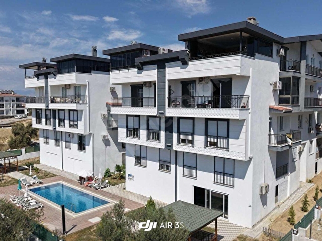MANAVGAT SARILARDA 3+1 TERASLI HAVUZLU ASANSÖRLÜ SİTE İÇİ