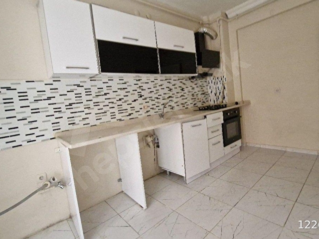 MERKEZDE 2+1 TEMİZ BAKIMLI FERAH DAİRE