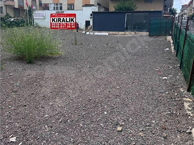 ATAŞEHİR KAYIŞDAĞI’NDA 1050 m² DEPO KULLANIMINA UYGUN KİRALIK ARSA - Görsel 4