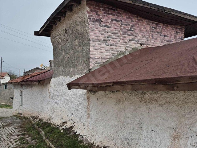 Eskişehir Gündüzler Satılık Müstakil Köy Evi Ve Ahırı - Görsel 11