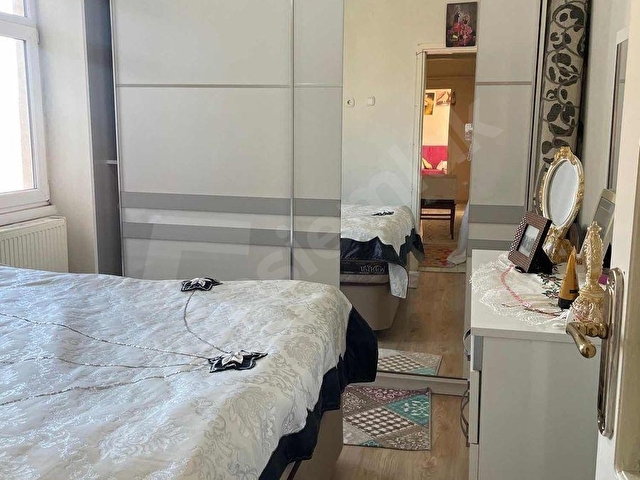 KARAMÜRSEL MERKEZ DE GENİŞ 3+1 DAİRE - Görsel 5