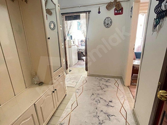 KARAMÜRSEL MERKEZ DE GENİŞ 3+1 DAİRE