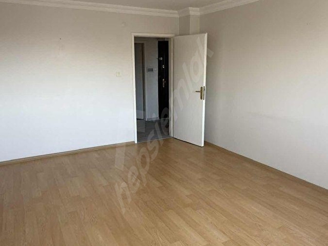 Büyükşehir C Mahallesinde C/15 Blokta 3+1 Temiz Daire (boştur) - Görsel 20