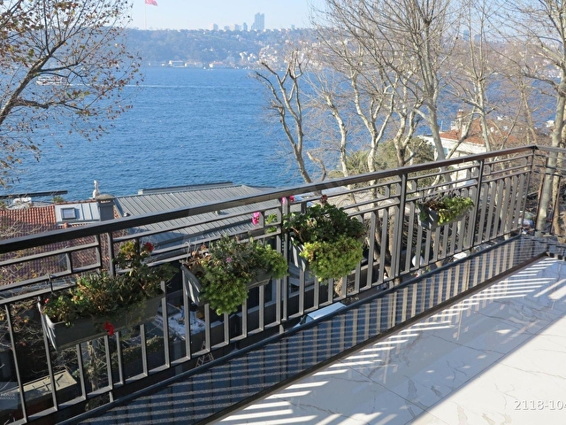ÇENGELKÖY YOL YALISI KONUMUNDA BOĞAZ MANZARALI OFİSE UYGUN
