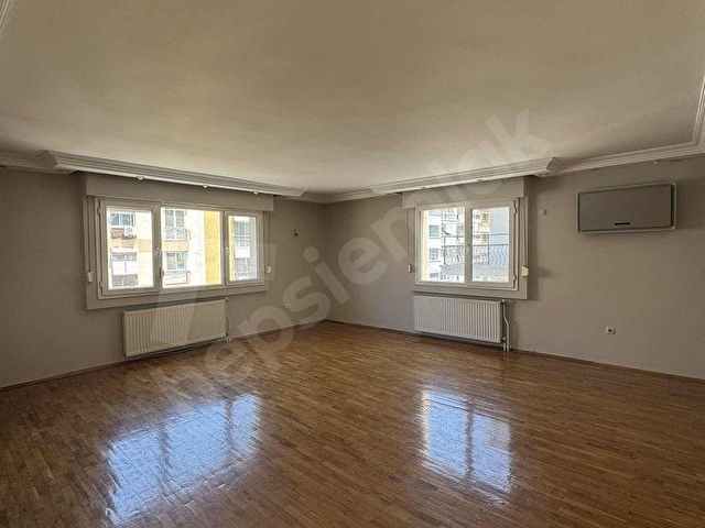 MSGDEN MİTHATPAŞA CADDEDE -ASANSÖRLÜ - ARAKAT KLİMALI 3+1 DAİRE - Görsel 9