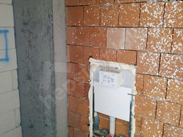 ÇARŞI MERKEZDE KÖŞE BAŞI GENİŞ KULLANIŞLI SATILIK 2+1 DAİRE - Görsel 8