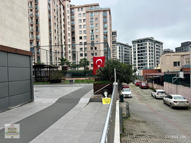 Arena Residence Sitesinde Peyzaj Manzaralı Kiralık 1+0 Daire - Görsel 22