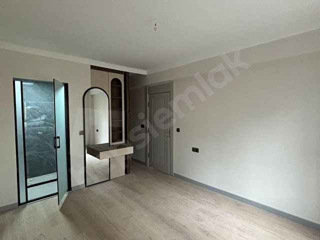 SAFRAN DAN MAMAK EGE MAHALLESİN DE KATDA SIFIR BİNA 3+1 ÇİFT ASANSÖRLÜ LÜKS SİTE DAİRESİ - Görsel 29