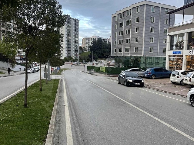 Kiralık 2+1 Daire Merkezi Konumda Şık Yaşam Alanı - Görsel 3