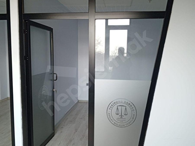 TEKİRDAĞ SÜLEYMANPAŞA YAVUZ MAH. TEKİRA AVM. VE ADLİYEYE YAKIN  KİRALIK OFİS İŞYERİ - Görsel 15