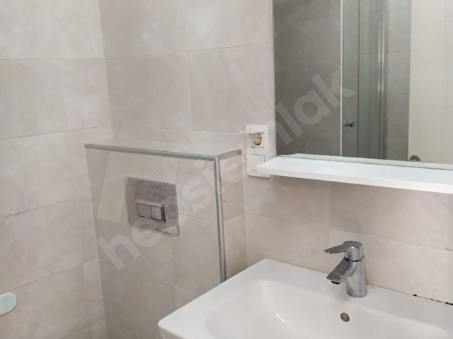 Kadıköy Modada 8 Yaşında Binada Açık Mutfaklı 1+1, 43 m2 Net, Ara Kat EŞYALI Kiralık Daire - Görsel 25