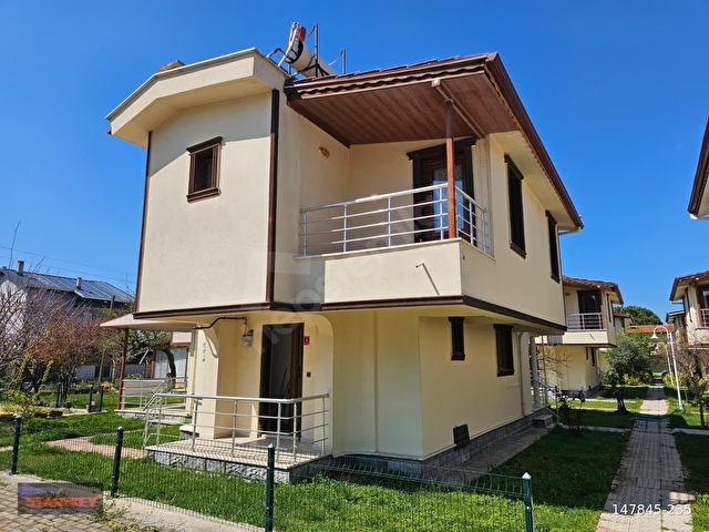 BURHANİYEDE, PLAJA SIFIR SİTE İÇİNDE SATILIK MÜSTAKİL VİLLA - Görsel 8
