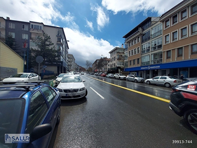 SALUR DAN DİKMEN CADDESİNDE FULL YAPILI EŞYALI KİRALIK 2+1 DAİRE - Görsel 2