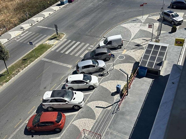 BAŞAKŞEHİR STAR PARK EVLERİ ARA KAT SATILIK DAİRE BOŞ - Görsel 2