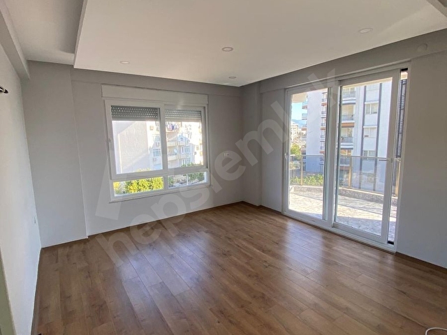 MERKEZİ KONUMLU ULTRA LÜX 3+1 ARA KAT DAİRE - Görsel 7