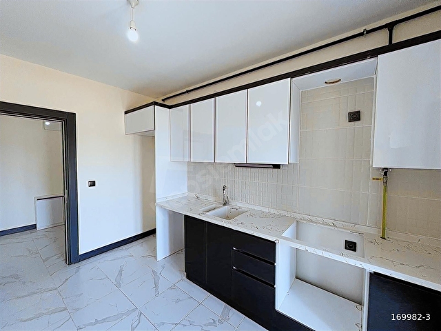 SEFERİHİSAR TOKİDE ÖNÜ FULL AÇIK SATILIK 2+1 BORÇSUZ TEMİZ DAİRE - Görsel 6