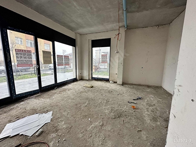 ÜSKÜDAR KİRAZLITEPE TOMRUK CADDESİ ÜZERİNDE KİRALIK DÜKKAN - Görsel 19