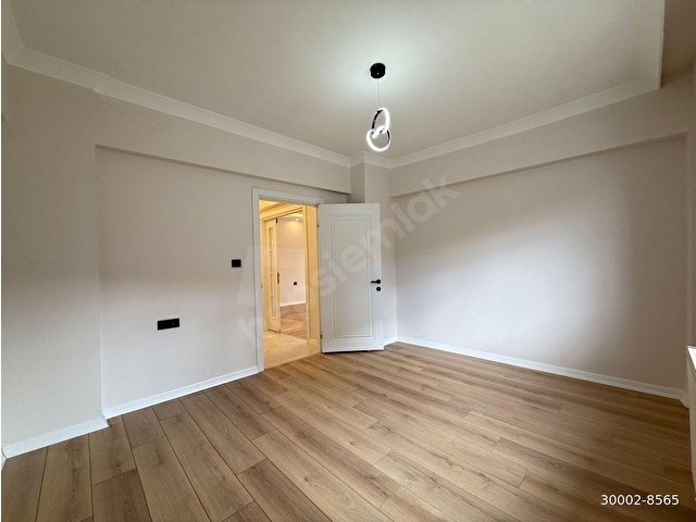 SİNCAN MAHALLESİNDE ÖN CEPHE GENİŞ YAPILI 3+1 130 NET KULLANIŞLI SATILIK DAİRE - Görsel 17