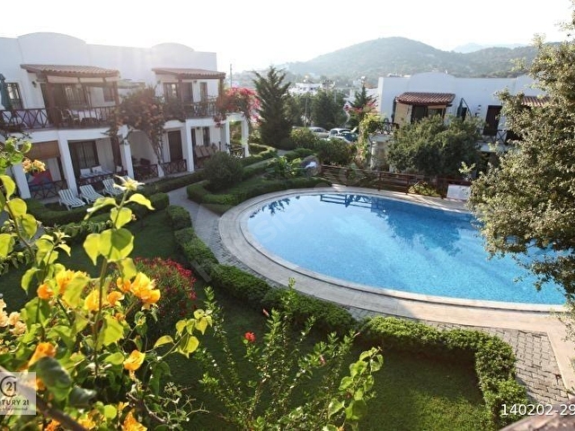 Yalıkavak Marina da Havuzlu Sitede Eşyalı 2+2 Bahçe Katı Kiralık Daire - Görsel 2