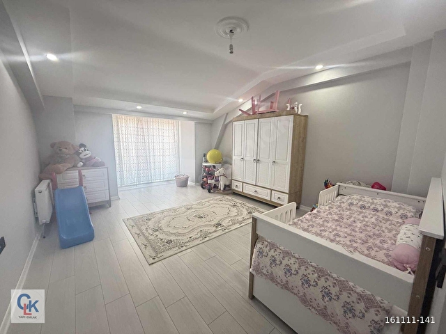 ÇAMLICADA 200M2 4+1 GARAJLI DUBLEKS DAİRE - Görsel 14