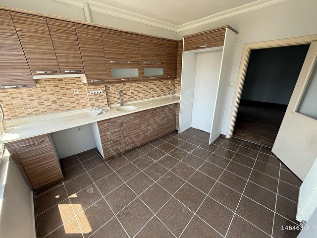 LEVENTOĞLU MALTEPE FINDIKLI MAH. 3+1 BÜYÜK KİRALIK DAİRE - Görsel 3