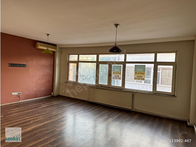 Şişli Merkez Mahallesi Perihan Sokakta Kombili Ferah 3+1 Satılık Daire