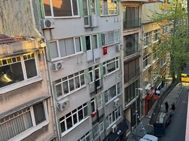 Şişli Merkez Mahallesi Perihan Sokakta Kombili Ferah 3+1 Satılık Daire - Görsel 10