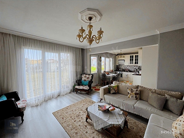 BM REAL ESTATE HACİVATTA SATILIK 3 KATLI MÜSTAKIL EV - Görsel 4