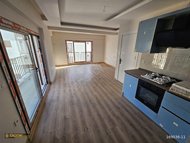 BOSTANLI ÜÇOK BESTDE SATILIK DAİRE - Görsel 4