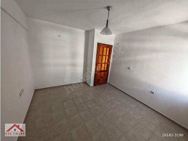 Deniz Manzaralı, Bahçeli Satılık Köşe Yazlık - 300m Denize - Görsel 16